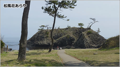 越前松島の長茶ヶ浜